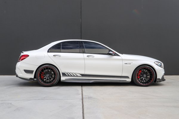 c63s side view