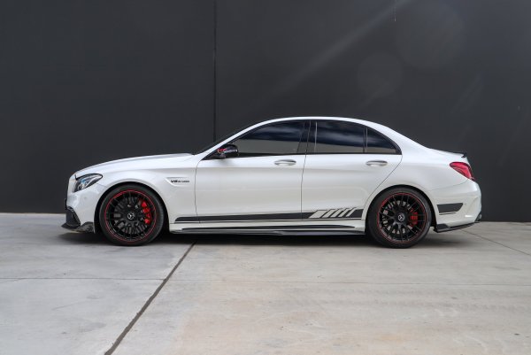 c63s side view